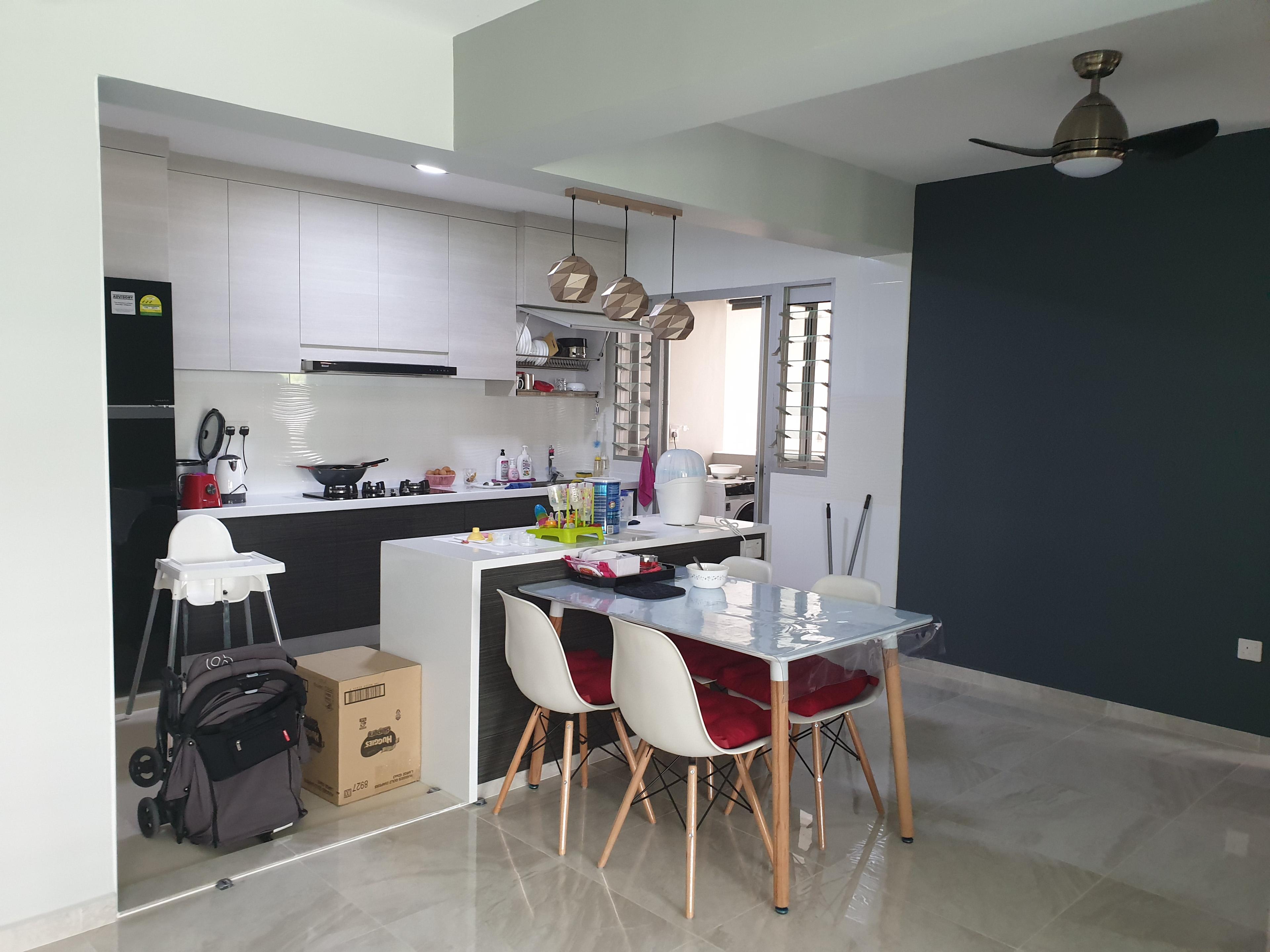 Kitchen and dining area with island counter