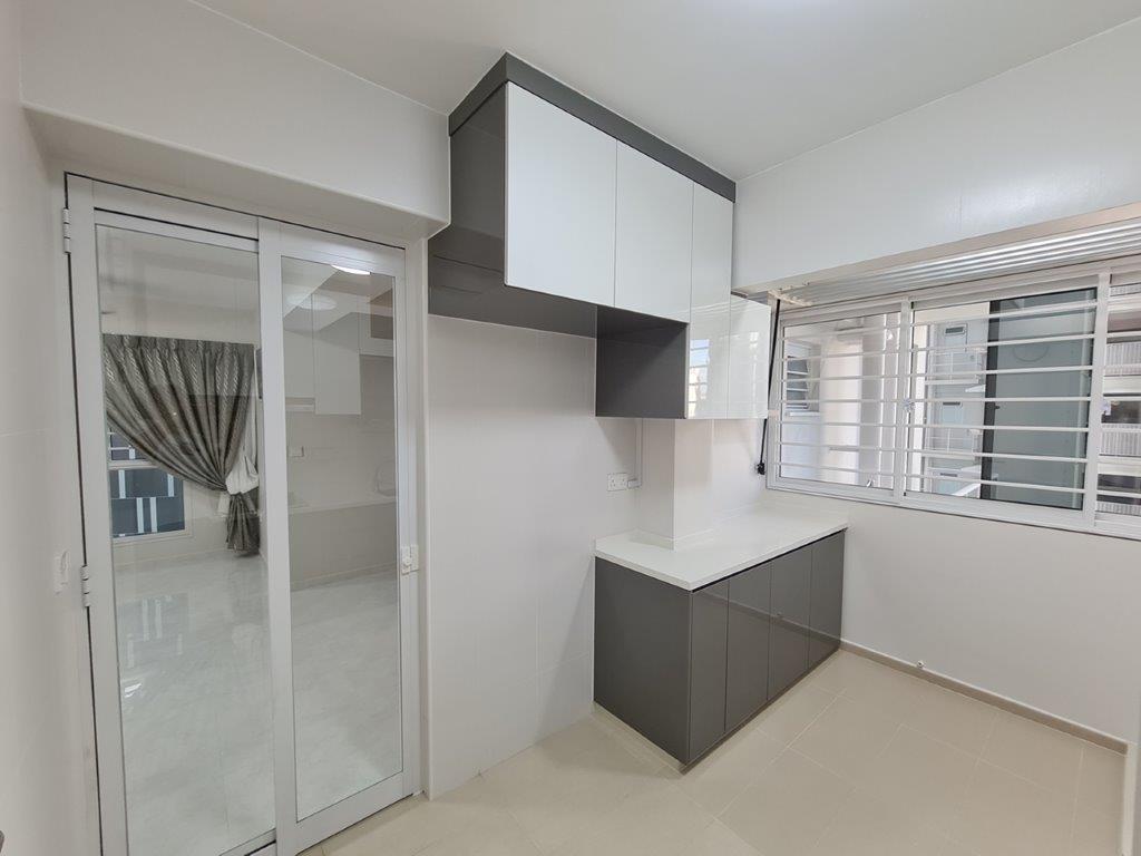 Kitchen entrance with glass sliding door